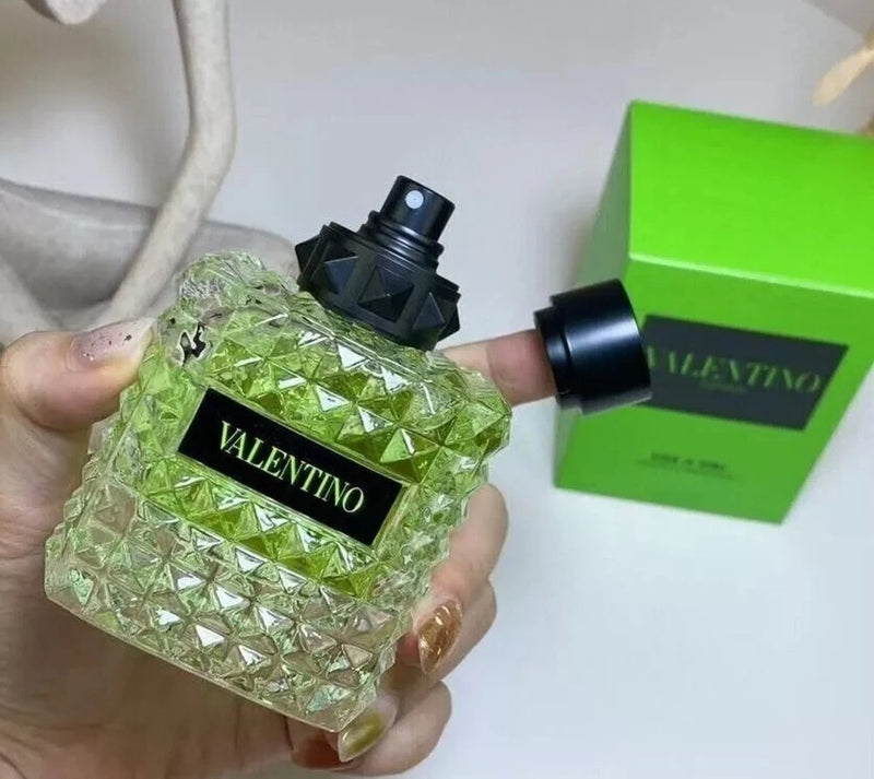 Valentino Donna Born in Roma Green Stravaganza 3.4 oz EDP Spray